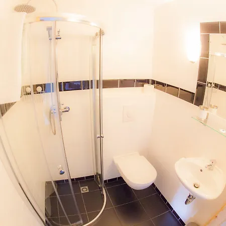 فندق Hotel Dirbach Plage