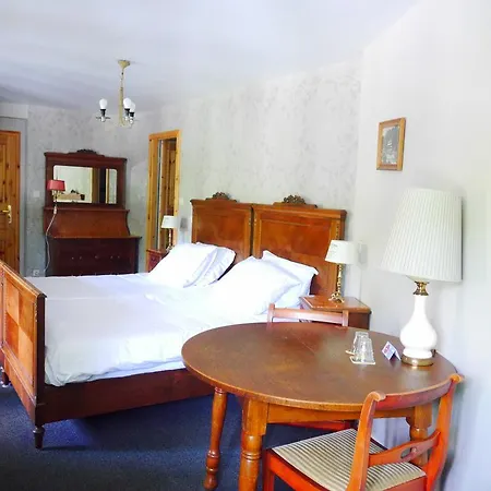 فندق Hotel Dirbach Plage 3*